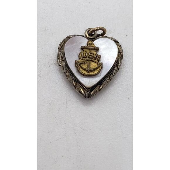 Vintage Sterling Silver WWII Heart Locket USN Navy Anchor Pendant Charm MOP - Picture 1 of 11